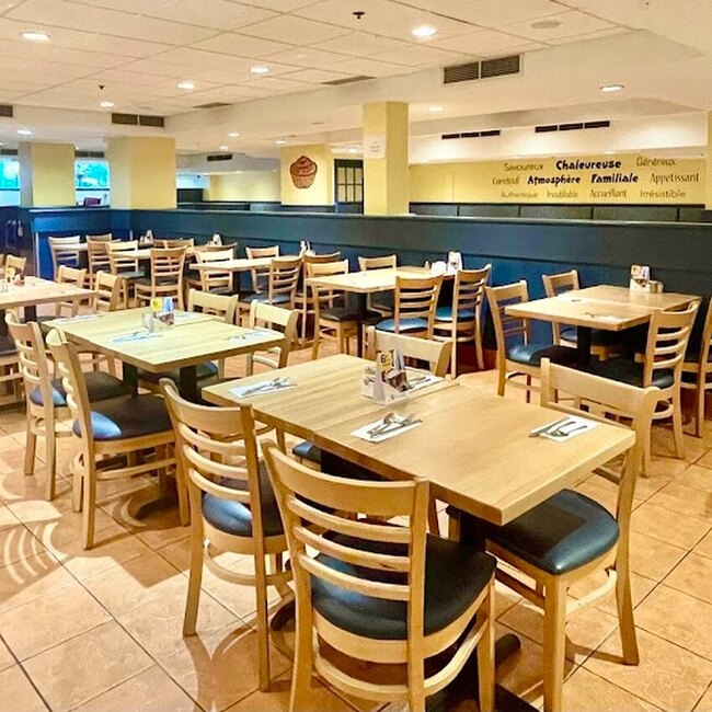 Cora Déjeuners et dîners Restaurant Montréal, QC