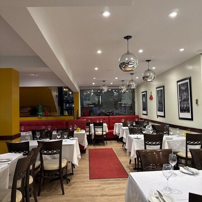 Al Dente Trattoria -  Restaurants Near: H4A1E4