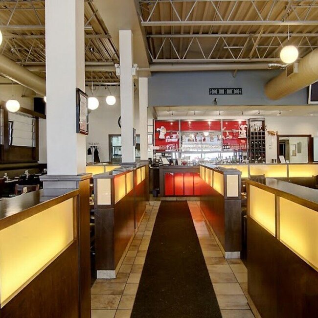 Resto Hollywood Deli -  Restaurants Near: H1G2V2