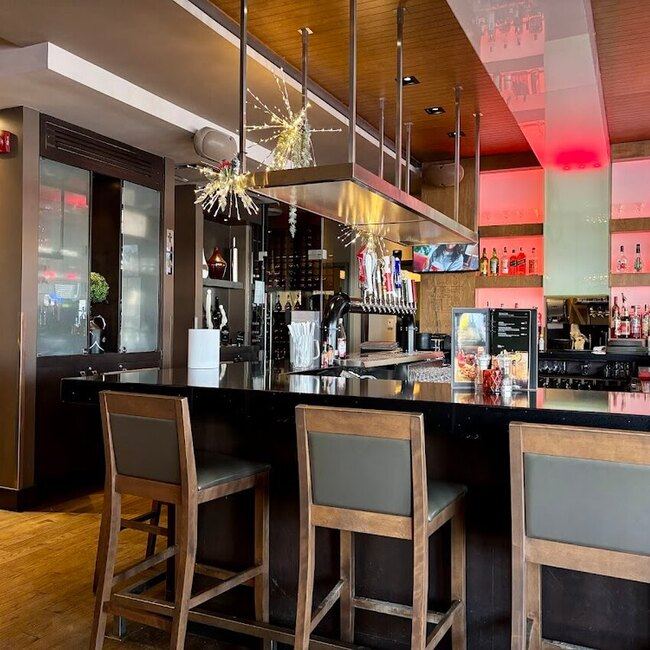 R&ocirc;tisserie St-Hubert Restaurant