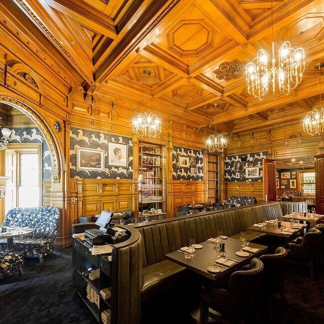 Bar George Restaurant