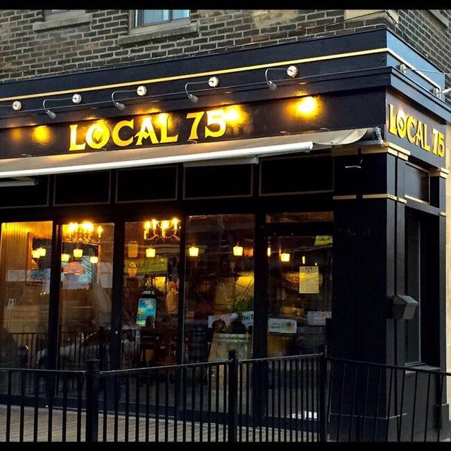 Local75 Bistro Pub - Restaurants pr&egrave;s de: H4A1E4