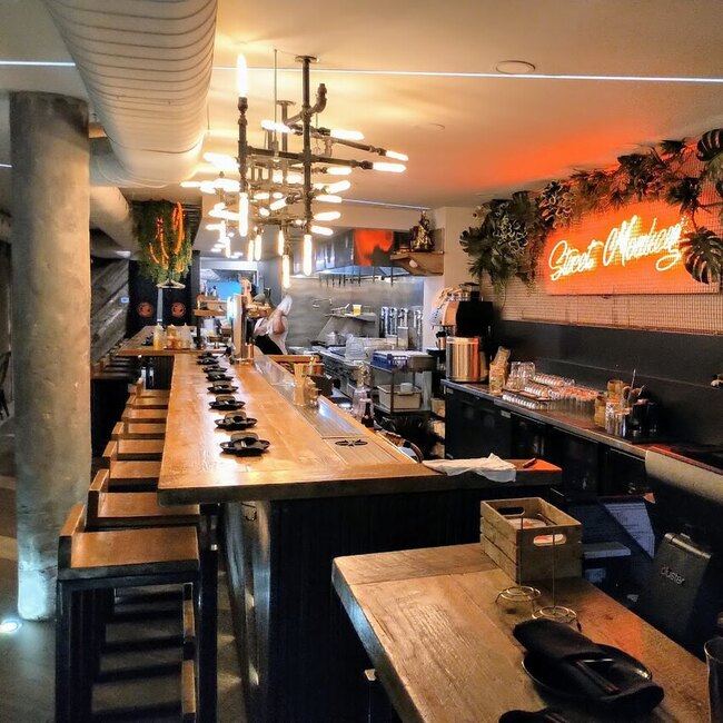 Les Street Monkeys - Verdun Resto-Bar Restaurants