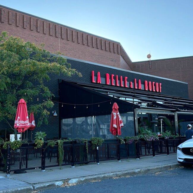 La Belle & La Boeuf - Burger Bar - Saint-Bruno-de-Montarville Restaurants