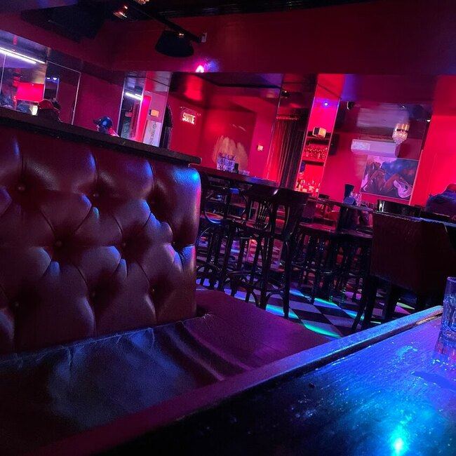 Restaurant L'atmosph&egrave;re - Montreal Theme / Unique Experience Restaurants