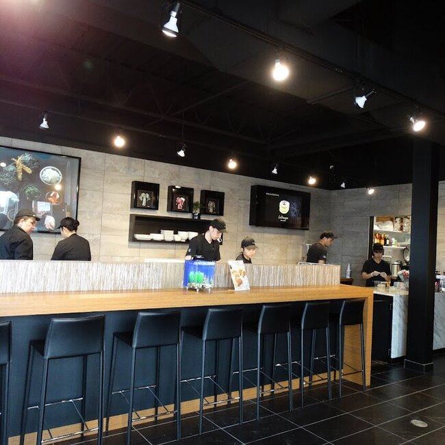 Sushi Shop - Restaurants pr&egrave;s de: H8P3V9