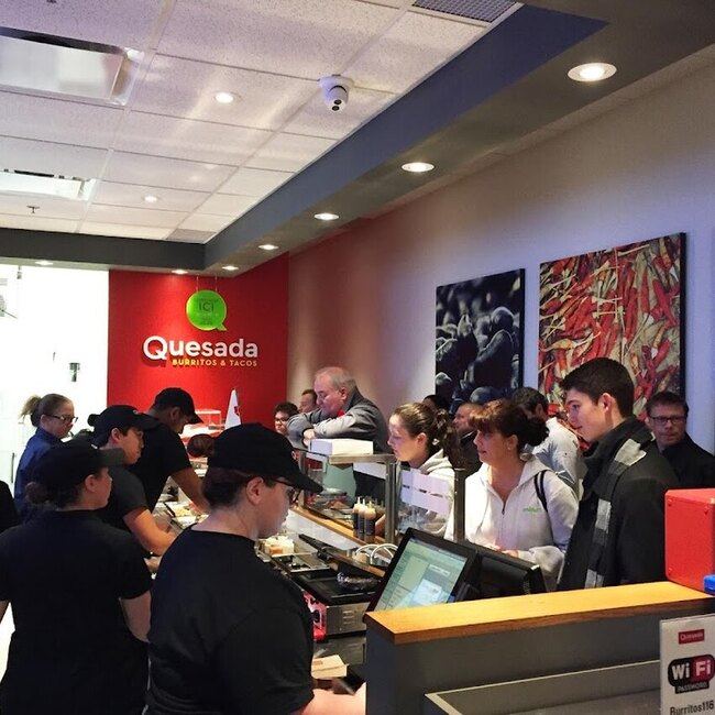 Quesada Burritos & Tacos - Restaurants pr&egrave;s de: H9R5M9