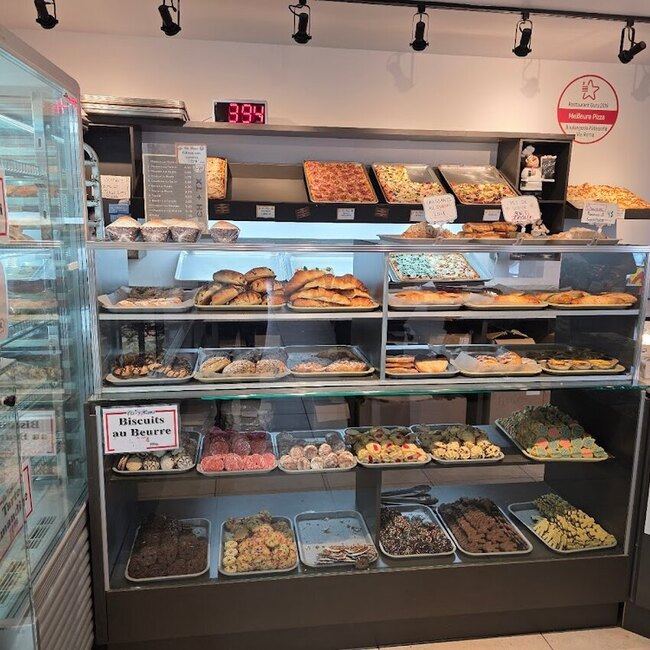 Boulangerie P&acirc;tisserie Via Roma - Restaurants pr&egrave;s de: J7J0C3