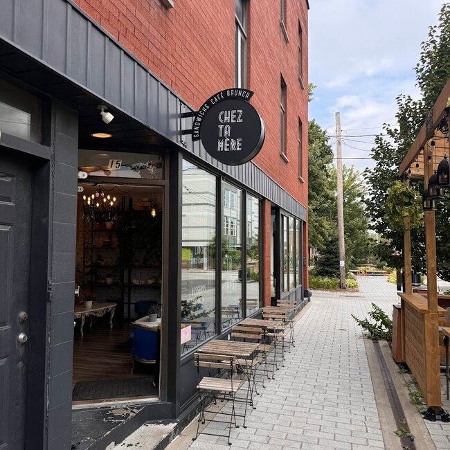 Sandwicherie chez ta mère Restaurant Montreal, QC