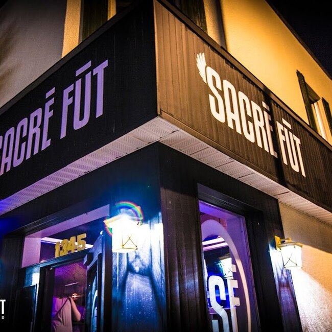 Sacr&eacute; F&ucirc;t - Restaurants pr&egrave;s de: H2C1R3