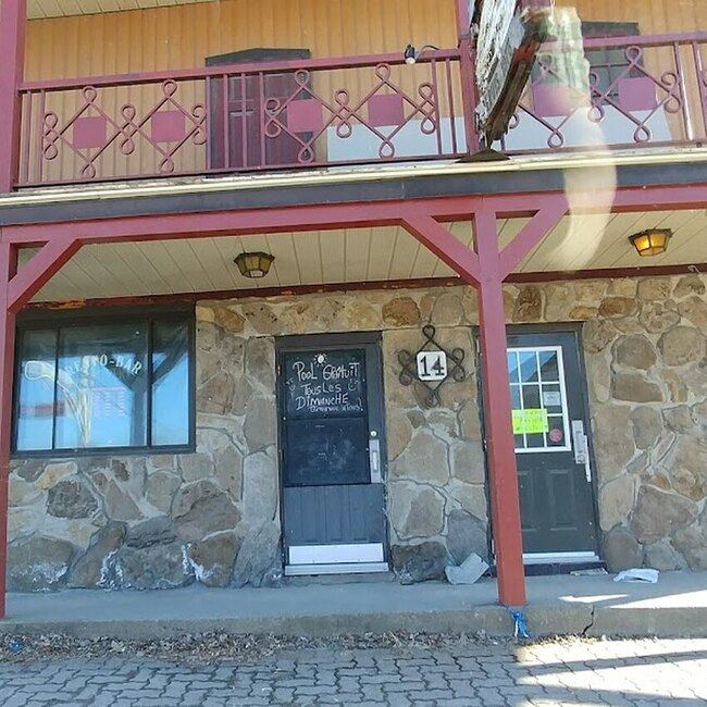 Resto-Bar La Vieille Restaurant