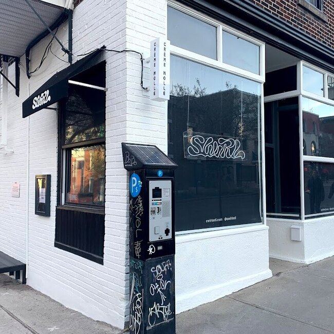 Cr&egrave;merie SWIRL Restaurant