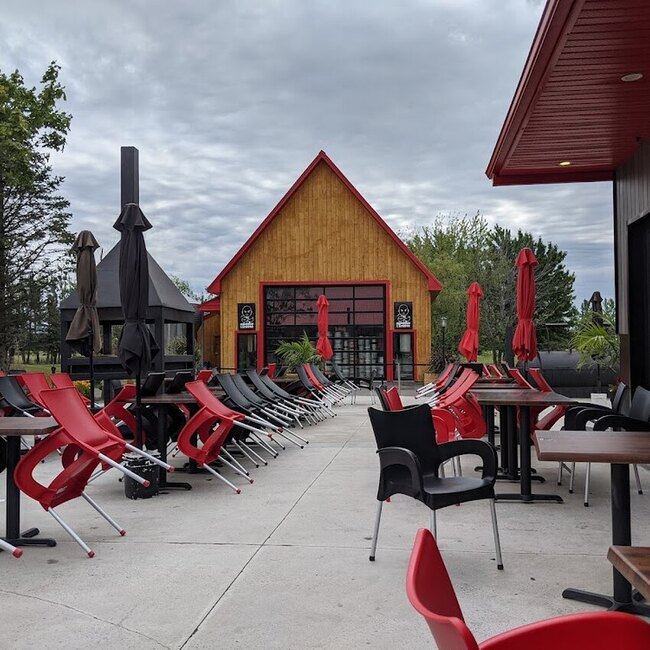 L'Ent&ecirc;t&eacute; Microbrasserie - Restaurants Mirabel