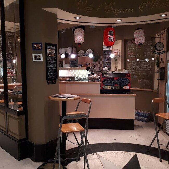 Chez Philip & Jackie - Old Montreal Open Morning Restaurants