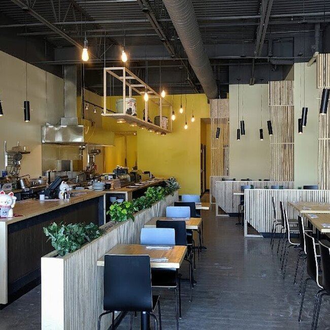 Bistro Isaka - Restaurants pr&egrave;s de: H8N2S2