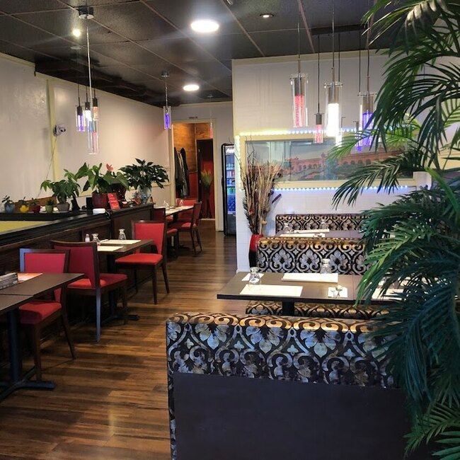 Restaurant Star Kabab - Sainte-Doroth&eacute;e Online Ordering Restaurants