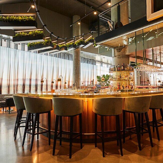 Bar Les Cousins - Restaurants Lounge Brossard