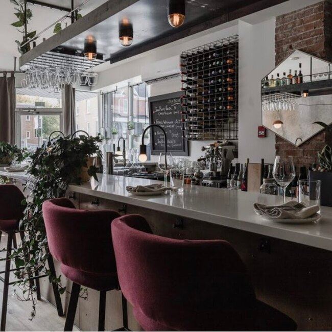 Vin Polisson Sherbrooke - Menu, avis & plus décembre 2025