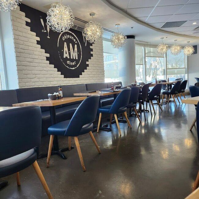 A.M. Dejeuner D&icirc;ner - Restaurants pr&egrave;s de: J7C2K3