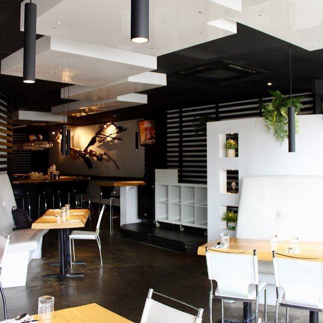 Overflow - Restaurants pr&egrave;s de: J1J2C3