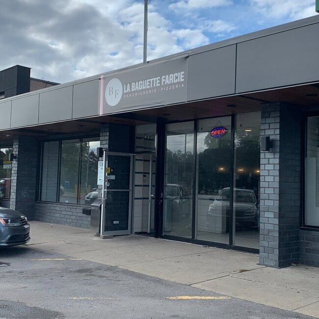 La Baguette Farcie - Restaurants pr&egrave;s de: H4R1K4