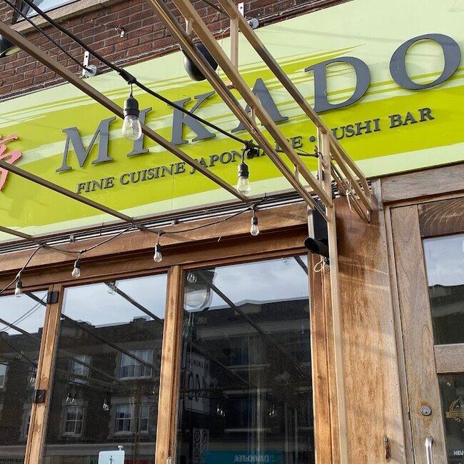 Kiku - Restaurants pr&egrave;s de: H4A1E4