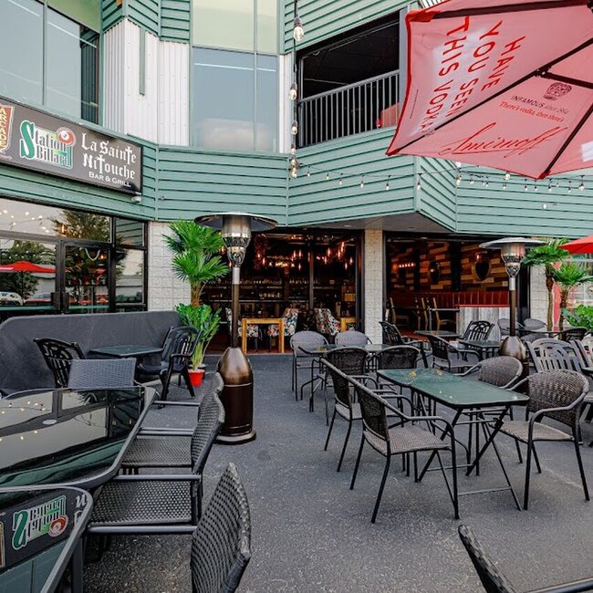 La Sainte-Nitouche / Station Billard - Restaurants Saint-Lin-Laurentides