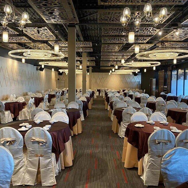 Restaurant Imp&eacute;rial - Restaurants pr&egrave;s de: J4X2S6