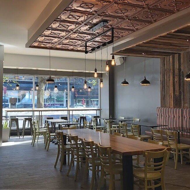 Sopoong - Restaurants Terrasse Notre-Dame-de-Gr&acirc;ce (NDG)