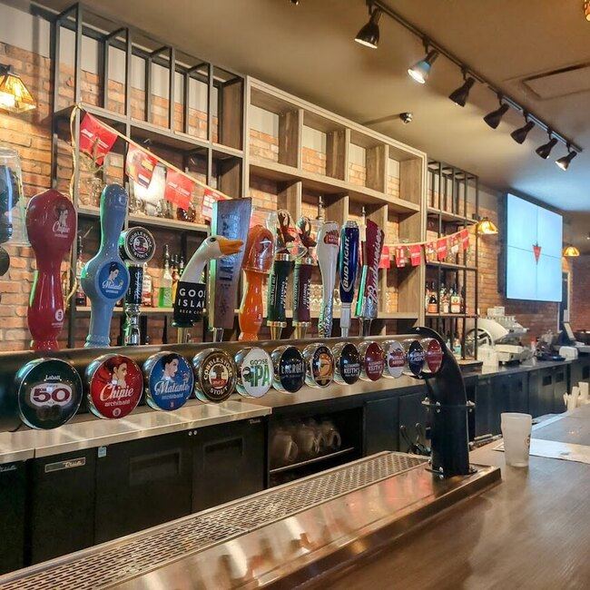 Brasserie Le Manoir NDG - Restaurants pr&egrave;s de: H1N1C6