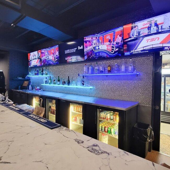 Poutine Boss Montréal - Menu, avis & plus janvier 2026