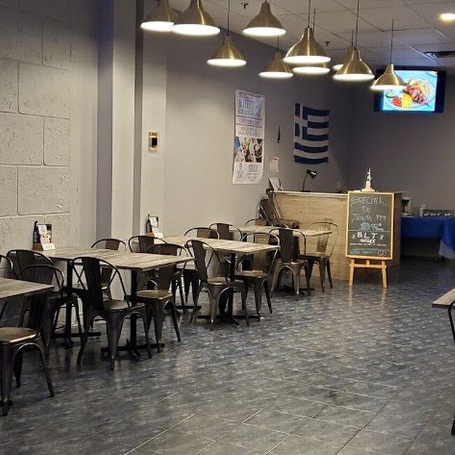 Caf&eacute; Players Resto Bar - Restaurants pr&egrave;s de: H1E4B8