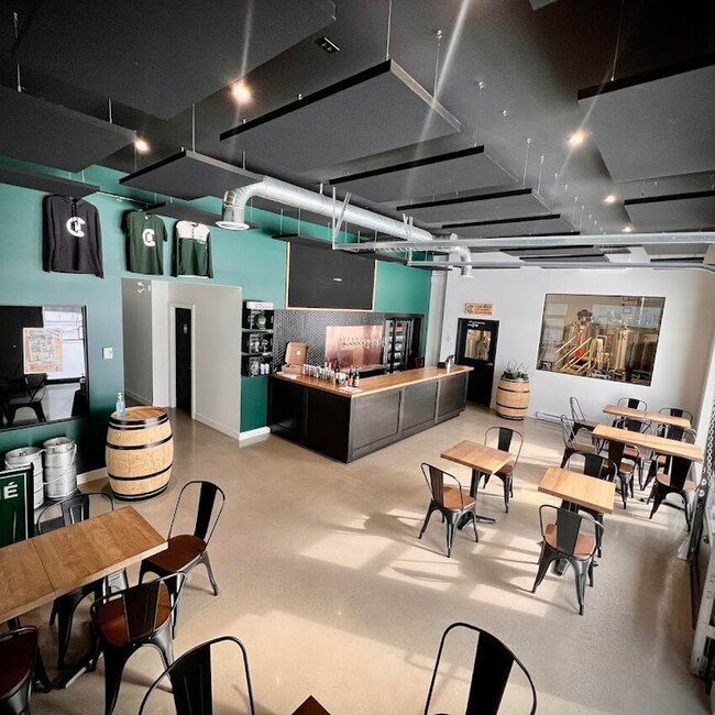 La Confr&eacute;rie Artisans Brasseurs - Restaurants Sherbrooke