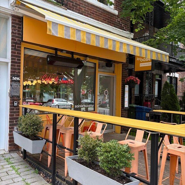 La Base Caf&eacute; Buvette -  Restaurants Near: H4G3M6