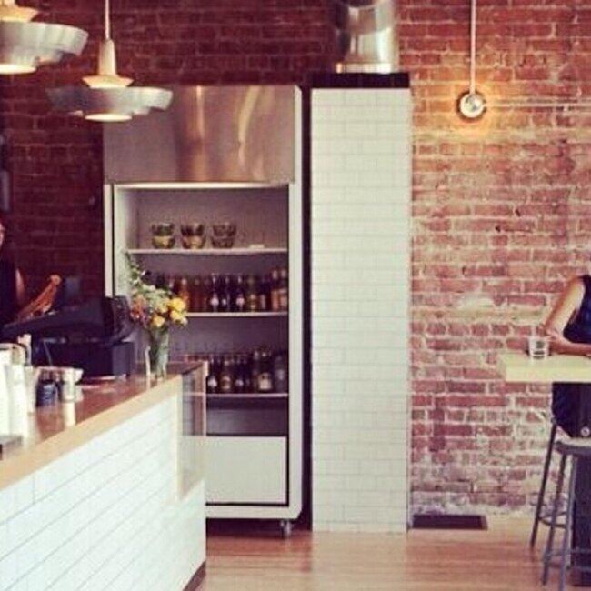 Caf&eacute; Larue & Fils - P&acirc;tisseries Montr&eacute;al