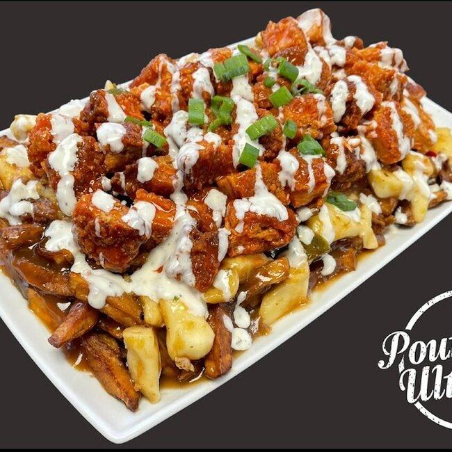 Poutine Ultime - Poutines Laval-des-Rapides