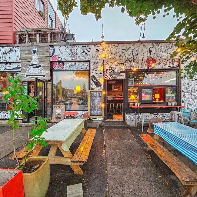 Ma M&egrave;re en Feu - Restaurants R&eacute;conforts Rosemont-La Petite-Patrie