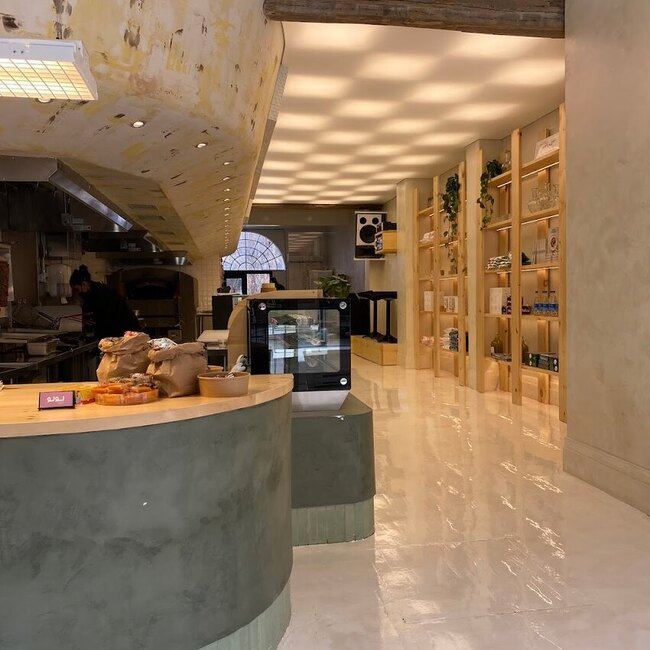 Lulu &Eacute;picerie - Montreal Lebanese Restaurants