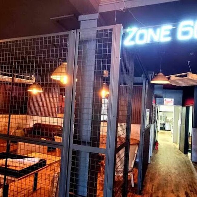 L'Usine - Restaurants pr&egrave;s de: J7Z5C2