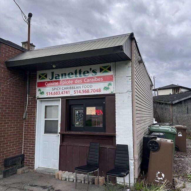 Janette's Spicy Caribbean Food - Restaurants pr&egrave;s de: H9A1A1