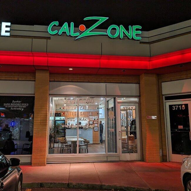 Calzone pizza -  Restaurants Near: H9H3E2