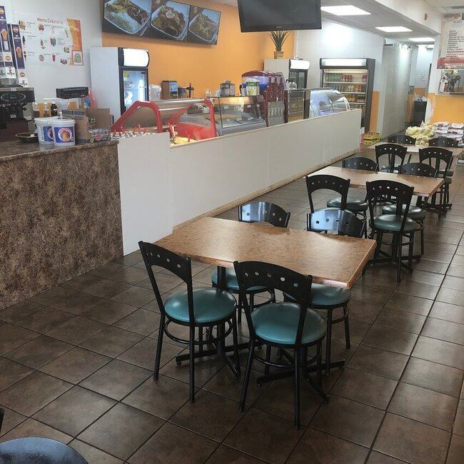 La Fraicheur Tropicale - Restaurants pr&egrave;s de: H1L1C2