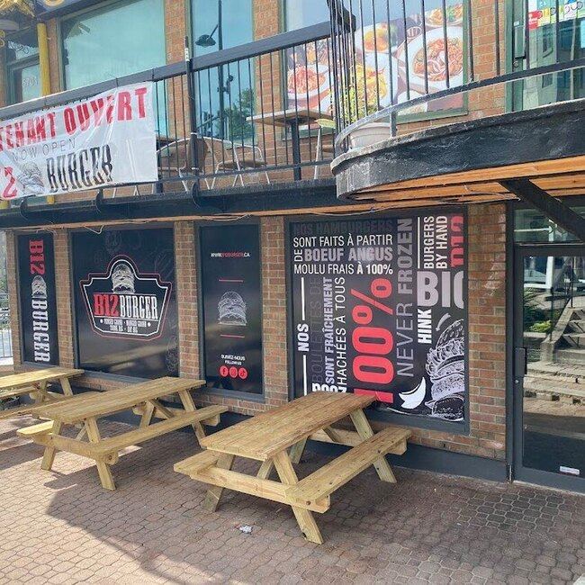 B12 Burger - Restaurants pr&egrave;s de: H3S2A8