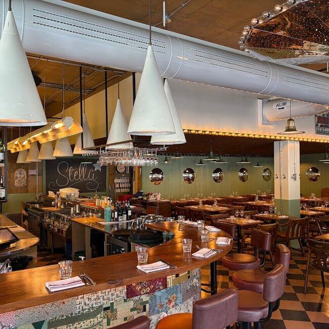 Stella Brasserie italienne - New Restaurants Near: H2T2C8