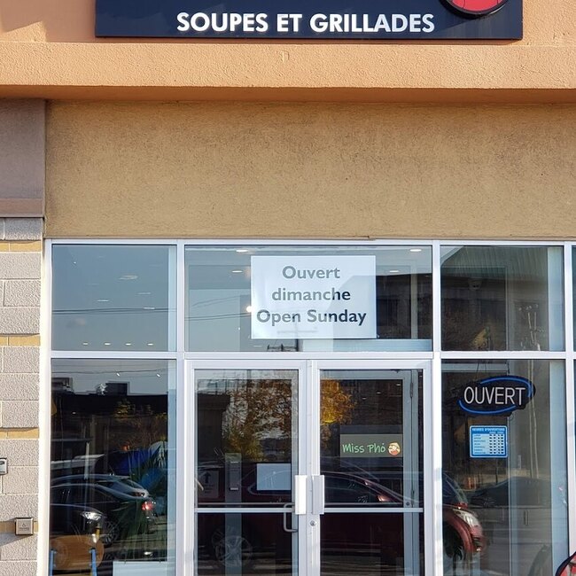 Miss Pho - Restaurants pr&egrave;s de: H4S1C8