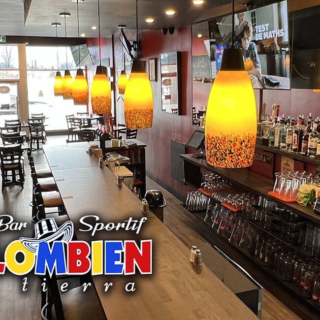 Caf&eacute; Colombien Mi Tierra - Restaurants pr&egrave;s de: J3B6W2