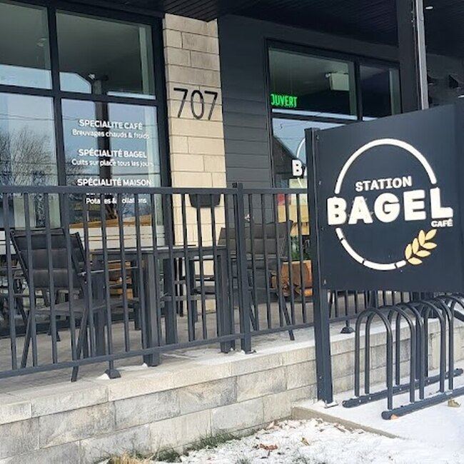 Station BAGEL & CAFÉ Restaurant