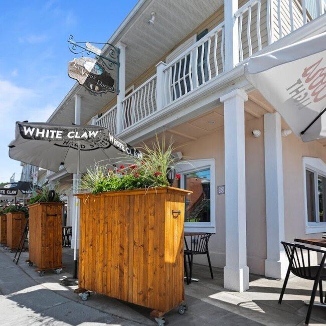 Le Vieux Gusta Dorval - Restaurants Commande en ligne Dorval