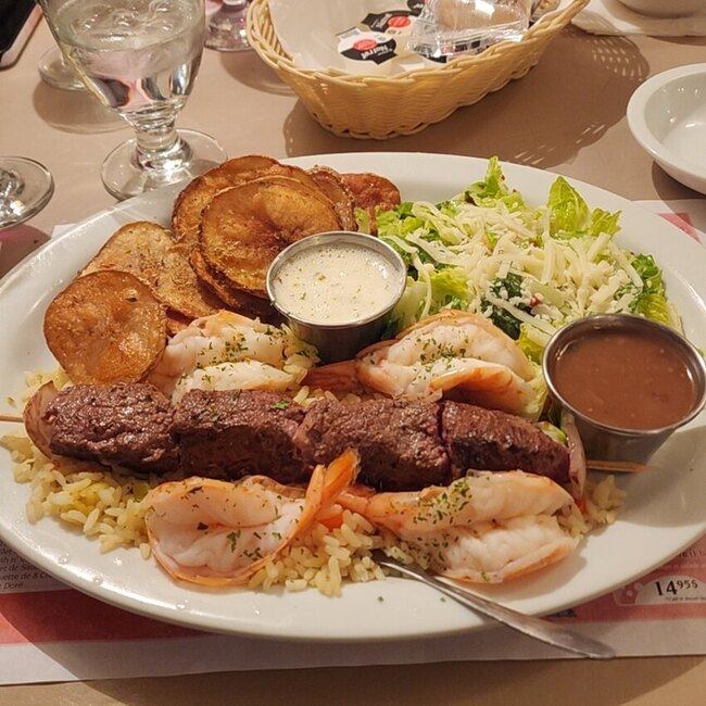 Resto Le St-Jacques - Poutines Coaticook