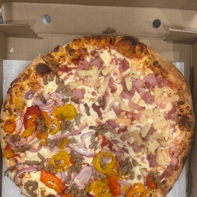 Pizza Le Regal - Montreal North Online Ordering Restaurants